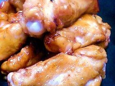 鶏手羽の照り焼きwith粗挽き黒コショウ